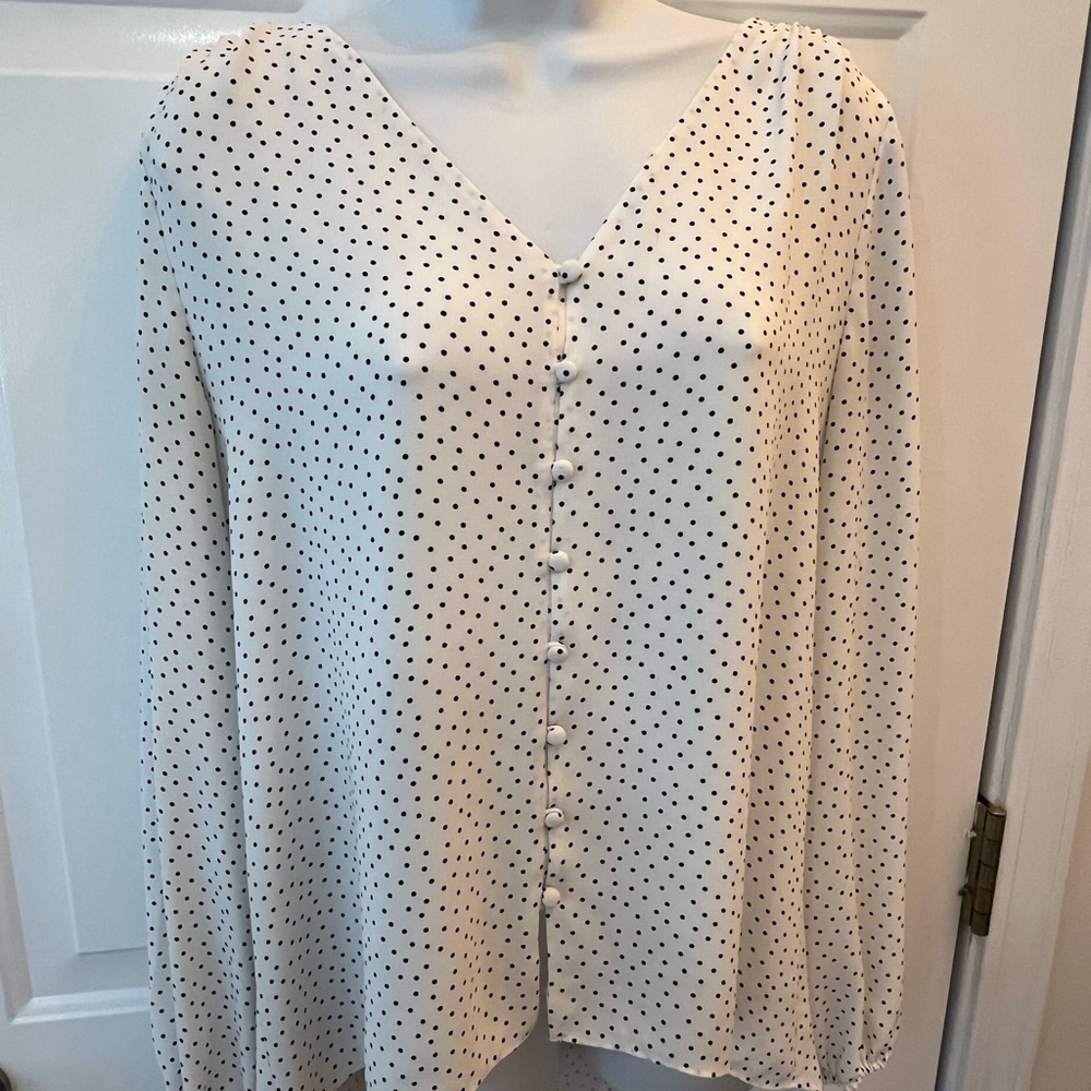WHITE HOUSE BLACK MARKET Elegant White Polka Dot Blouse
